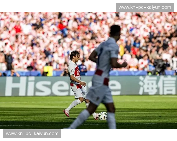 红蓝之魂与斗牛士之舞：当“西班牙”遇见“巴萨”，一场关于足球哲学的终极对谈